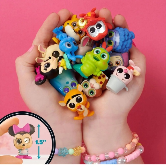NEW Disney Doorables Blind Box Mini Figure- EASTER BASKET ITEM! - Picture 2 of 6
